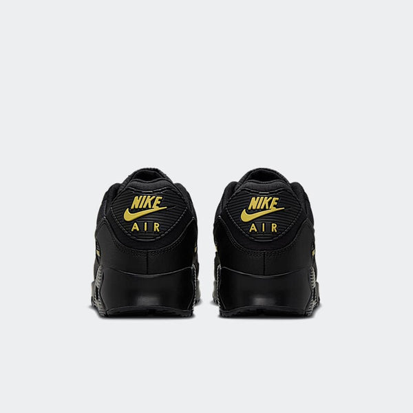 Nike Air Max 90 Next Nature “Triple-Black