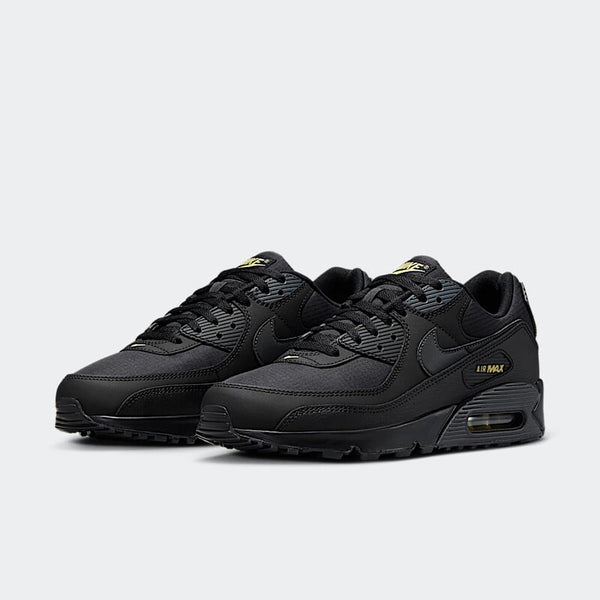 Nike Air Max 90 Next Nature “Triple-Black
