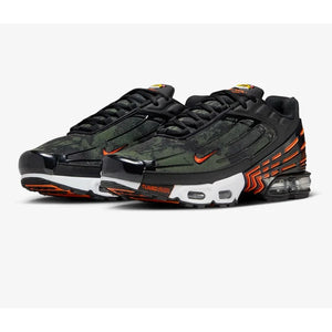 Nike Air Max Plus Black III Safety Orange