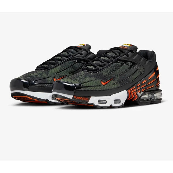 Nike Air Max Plus Black III Safety Orange